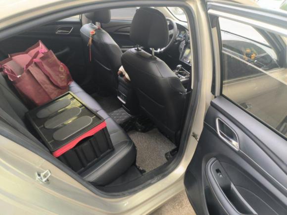 [上海·沪F] 二手荣威荣威i52019款 1.5L 自动4G互联朗豪版