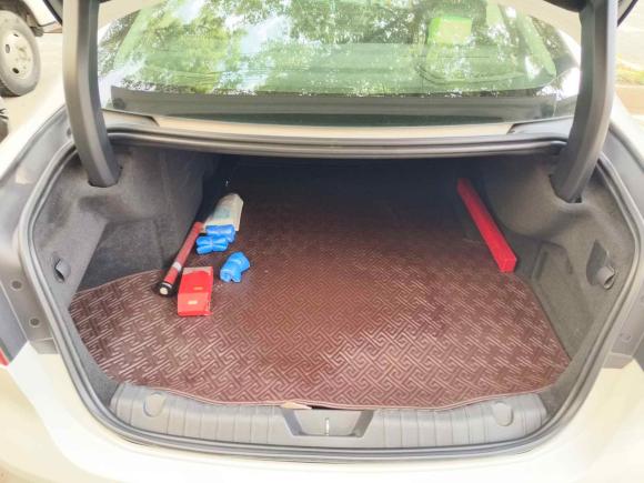 [常州·苏D] 二手捷豹捷豹XFL2017款 XFL 2.0T 240PS 尊享版