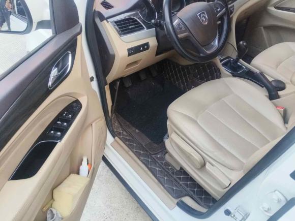 [嘉兴·豫D] 二手宝骏宝骏7302016款 1.5T 手动豪华型 7座