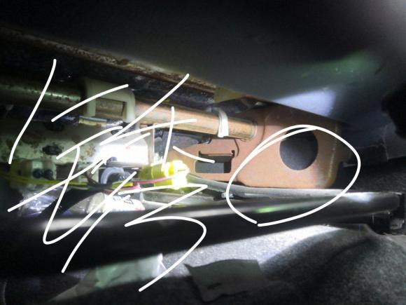 [上海·沪A] 二手丰田RAV4荣放2013款 2.0L CVT四驱新锐版