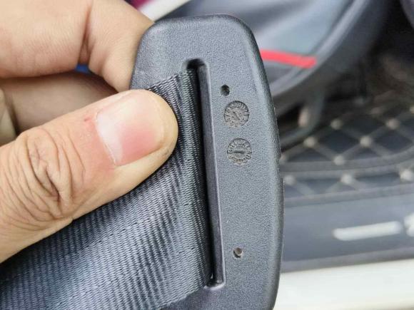 [成都·川A] 二手标致标致4082014款 1.8L 自动豪华版