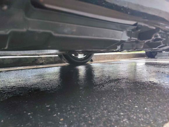 [武汉·鄂A] 二手奔驰奔驰R级2015款 R 400 4MATIC 商务型