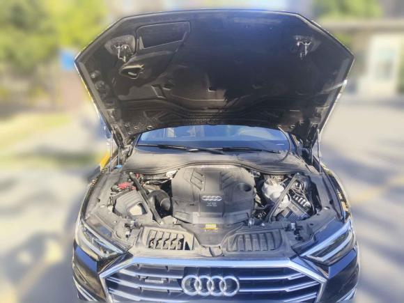 [南昌·赣A] 二手奥迪奥迪A82021款 A8L 50 TFSI quattro 舒适型