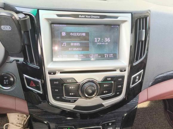 [西安·陕U] 二手比亚迪速锐2015款 改款 1.5L 手动豪华型