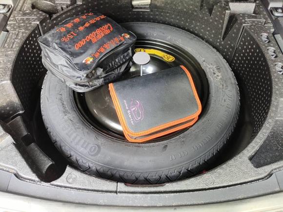 [南昌·赣A] 二手路虎发现神行2018款 240PS SE版