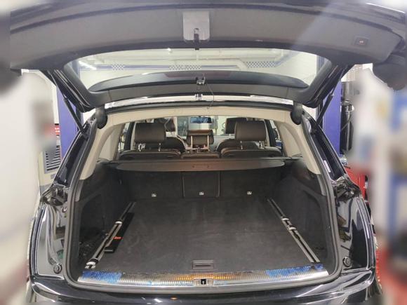 [成都·川A] 二手奥迪奥迪Q72013款 35 TFSI 进取型