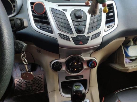 [济南·鲁J] 二手福特嘉年华2009款 两厢 1.5L 自动时尚型