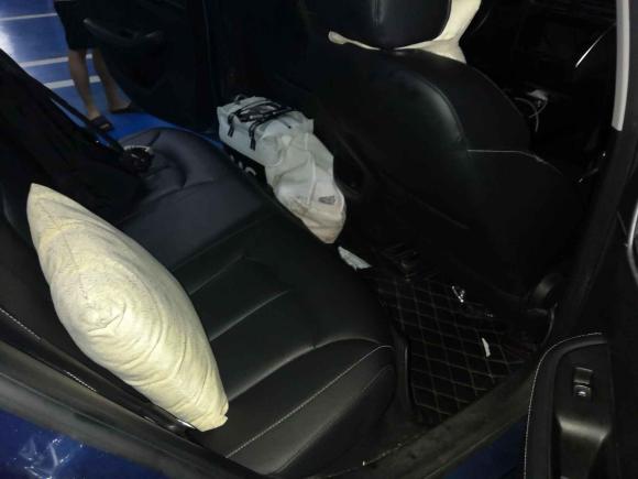 [广州·粤A] 二手荣威荣威Ei52018款 互联网豪华版