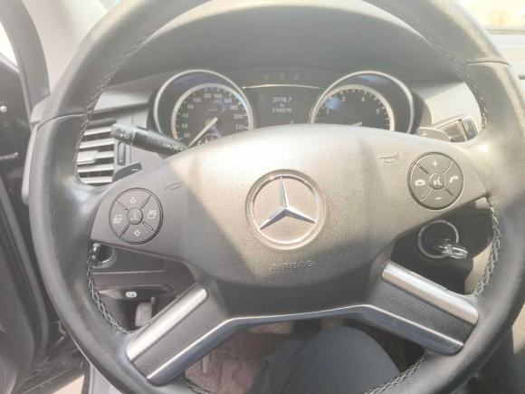 [青岛·鲁B] 二手奔驰奔驰R级2017款 R 320 4MATIC 商务型臻藏版