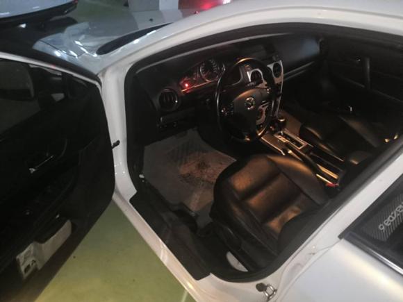 [南昌·赣A] 二手马自达马自达62014款 2.0L 自动经典型