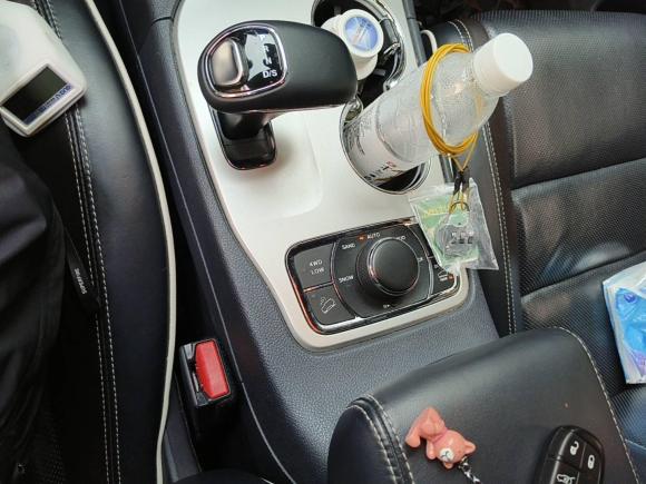 [北京·京N] 二手Jeep大切诺基2015款 3.6L 豪华导航版