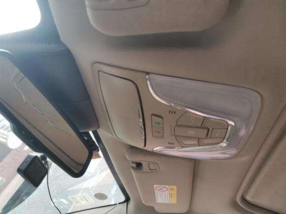 [广州·粤A] 二手广汽传祺传祺GA82016款 320T 行政版