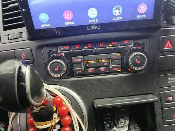 [无锡·苏B] 二手大众迈特威2012款 2.0TSI 两驱豪华版