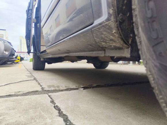 [上海·沪L] 二手奔驰唯雅诺2011款 2.5L 领航版