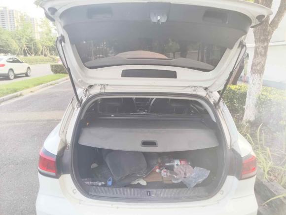 [宁波·浙B] 二手荣威荣威Ei52018款 互联网豪华版