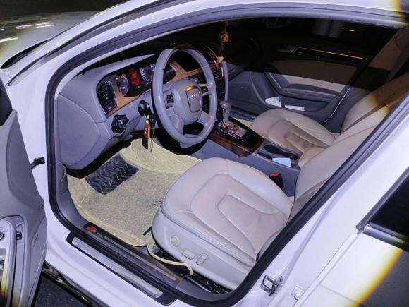[上海·苏L] 二手奥迪奥迪A4L2012款 2.0 TFSI 自动舒适型