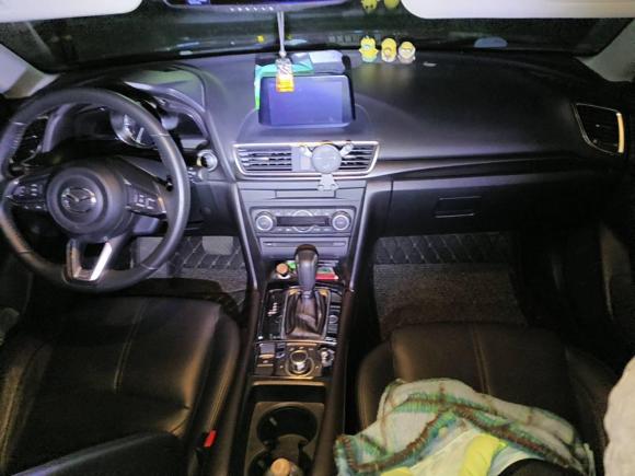 [无锡·苏B] 二手马自达马自达3 昂克赛拉2017款 两厢 2.0L 自动运动型 国V