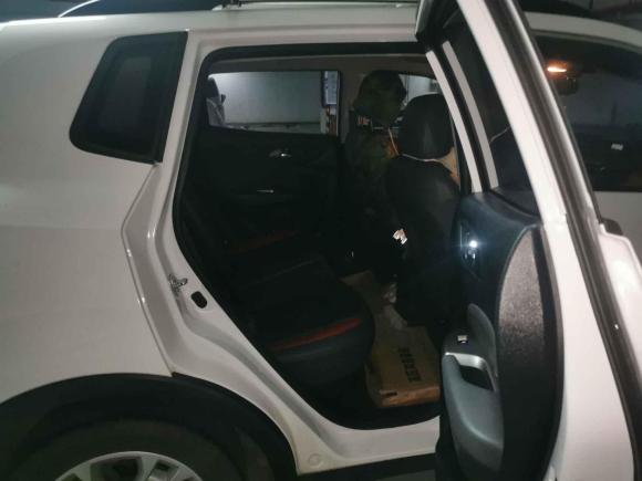 [佛山·赣E] 二手长安长安CS152016款 1.5L 自动时尚版