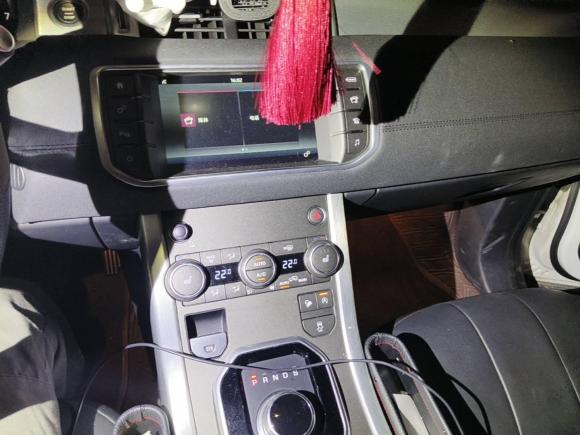 [上海·沪C] 二手路虎揽胜极光2017款 2.0T PURE 风尚版