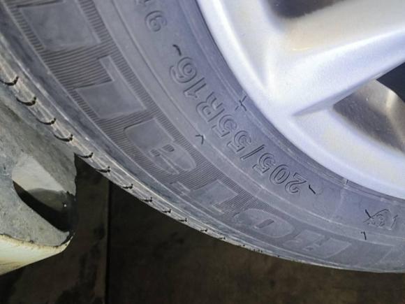 [成都·川G] 二手荣威荣威i52019款 1.5L 自动4G互联朗越版