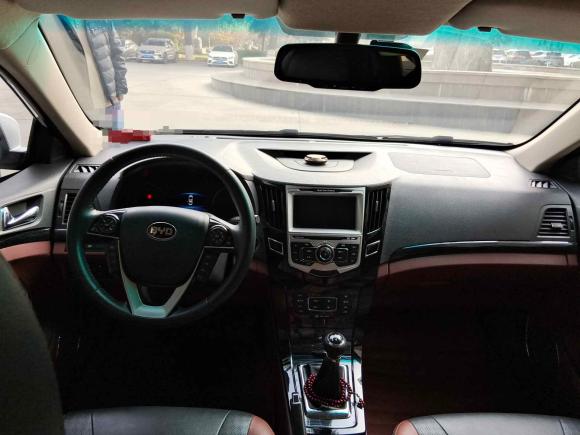 [西安·陕A] 二手比亚迪速锐2018款 1.5L 手动畅享型