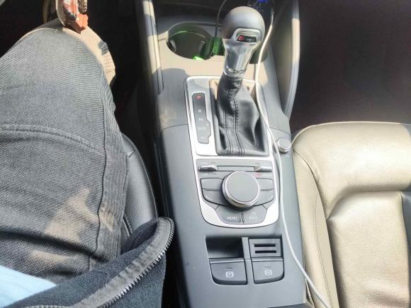 [苏州·苏U] 二手奥迪奥迪A32014款 Sportback 35 TFSI 自动舒适型