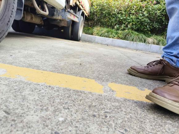 [杭州·浙A] 二手福田祥菱V2018款 1.5L 半承载3400轴距双排(平板）DAM15R