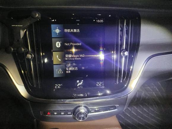 [深圳·粤B] 二手沃尔沃沃尔沃S60新能源2022款 T8 E驱混动 四驱智逸豪华版