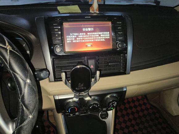 [上海·辽C] 二手丰田YARiS L 致炫2014款 1.5G 自动炫动版