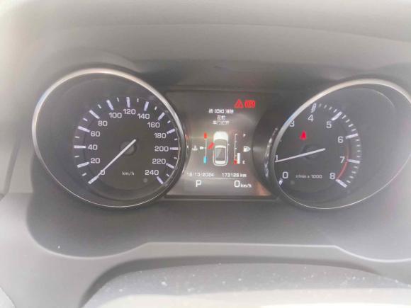 [深圳·粤B] 二手路虎揽胜极光2015款 2.0T 5门耀动版