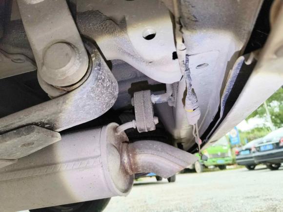 [宁波·浙B] 二手上汽大通MAXUS新途V802023款 2.0T AMT经典傲运通长轴超低顶6/7/8/9座