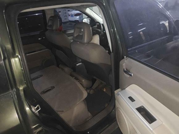 [北京·京L] 二手Jeep指南者2007款 2.4L 四驱运动版