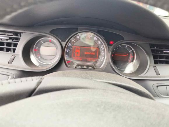 [常州·苏D] 二手雪铁龙雪铁龙C52013款 2.0L 手动舒适型