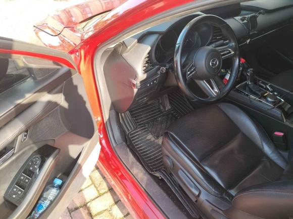 [南昌·赣A] 二手马自达马自达3 昂克赛拉2020款 2.0L 自动质雅版