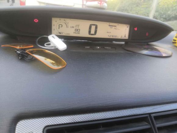 [西安·陕A] 二手雪铁龙世嘉2011款 三厢 1.6L 自动时尚型