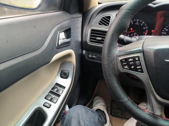 [苏州·陕C] 二手海马福美来2014款 M5 1.6L 手动舒适型