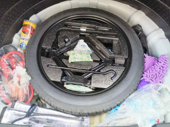 [上海·沪A] 二手荣威荣威Ei52019款 豪华版