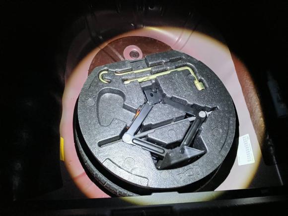 [成都·川G] 二手别克凯越2013款 1.5L 自动尊享型