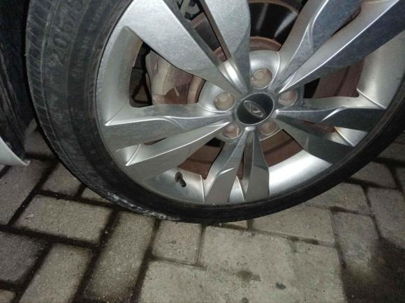 [芜湖·皖B] 二手奇瑞艾瑞泽52016款 1.5L CVT领潮版