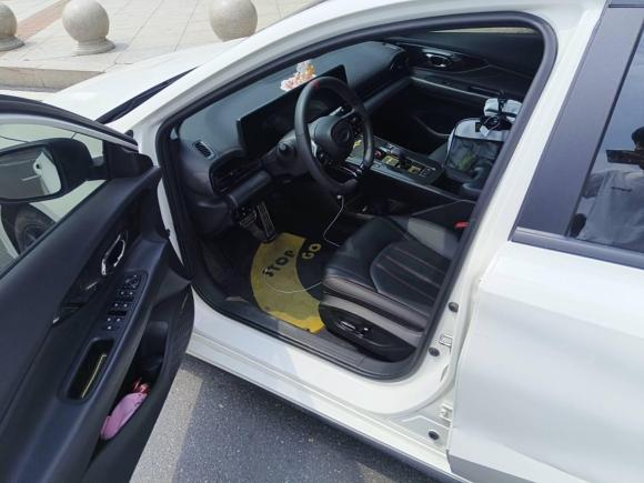 [青岛·鲁B] 二手广汽传祺影豹2021款 270T DCT J15版