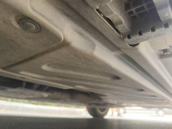 [南京·苏A] 二手奔驰奔驰C级2017款 改款 C 200 L 运动版