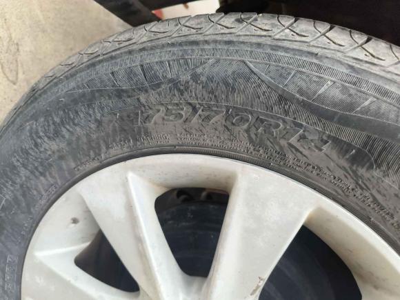 [义乌·鄂D] 二手现代瑞纳2010款 三厢 1.4L 手动舒适型GS