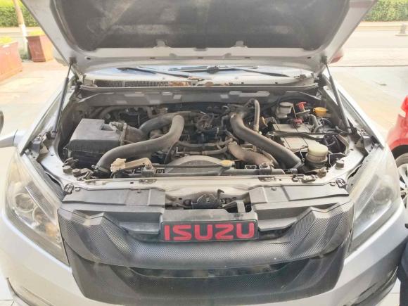 [成都·川A] 二手五十铃mu-X牧游侠2017款 3.0T 四驱手动探索型 5座 国IV