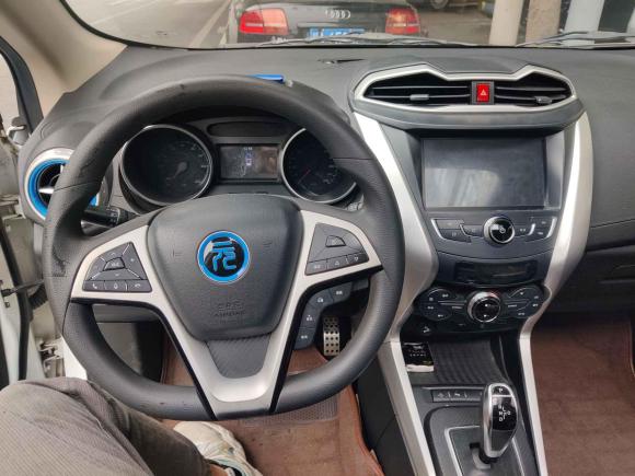 [成都·川A] 二手比亚迪元新能源2018款 EV360 智联炫酷型