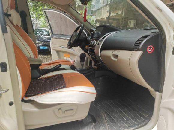 [武汉·鄂A] 二手三菱帕杰罗·劲畅2013款 3.0L 自动四驱旗舰版