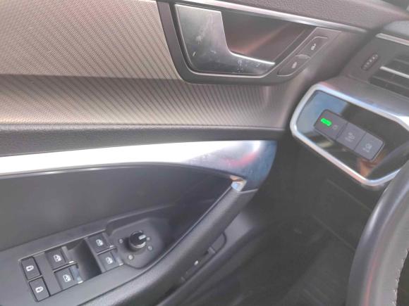 [上海·陕U] 二手奥迪奥迪A6L2020款 40 TFSI 豪华致雅型