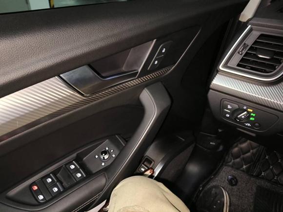 [广州·粤A] 二手奥迪奥迪Q5L2020款 45 TFSI 尊享时尚型