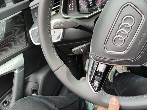 [杭州·浙A] 二手奥迪奥迪A6L2023款 45 TFSI quattro 臻选动感型
