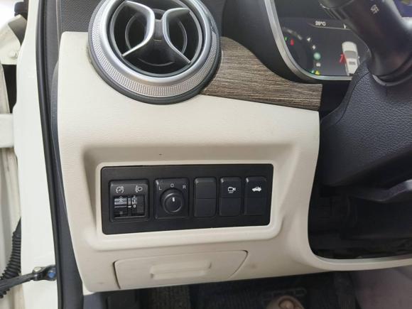 [深圳·粤B] 二手北汽新能源北京EU52018款 R500 智风版