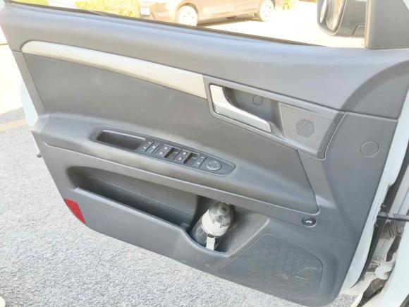 [青岛·鲁B] 二手荣威荣威3502015款 1.5L 手动豪华天窗版